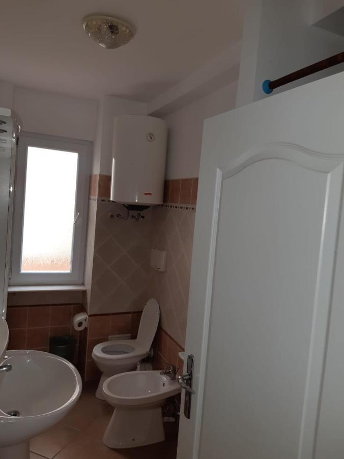 Villa Rozzy Navodari Bagian luar foto